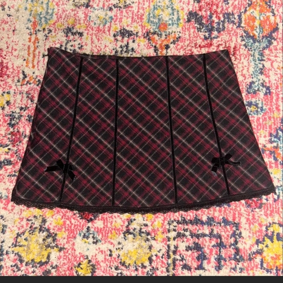 unif plaid skirt with bows - Picture 1 of 1